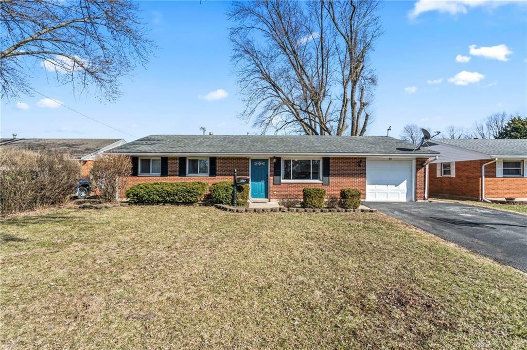Property Photo: 206 Applegate Road OH 45322