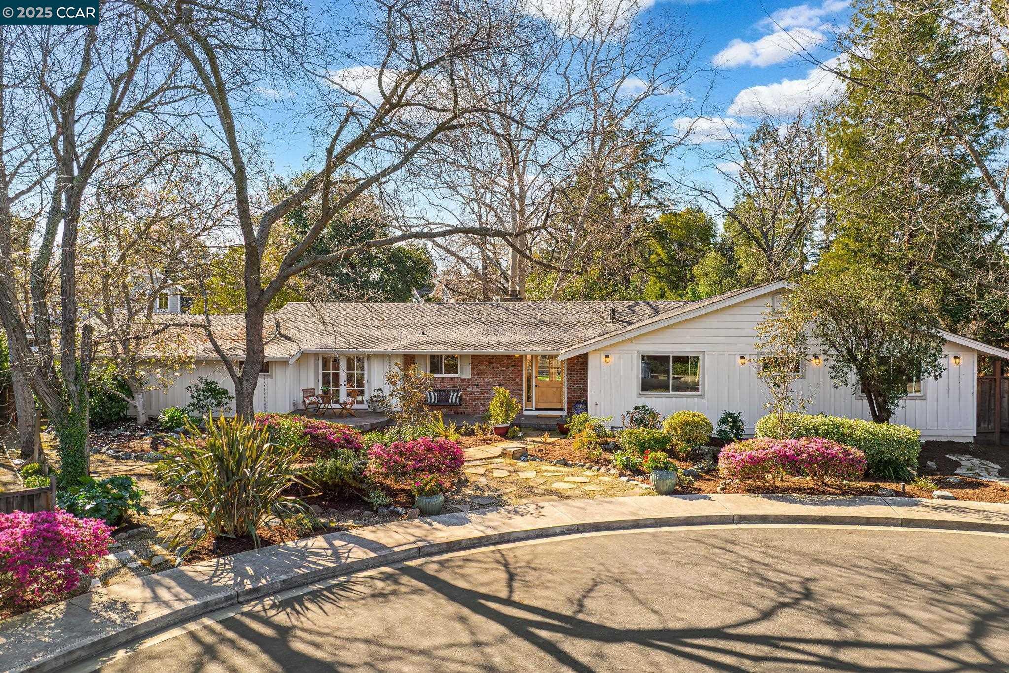 Property Photo: 2153 La Salle Dr CA 94598