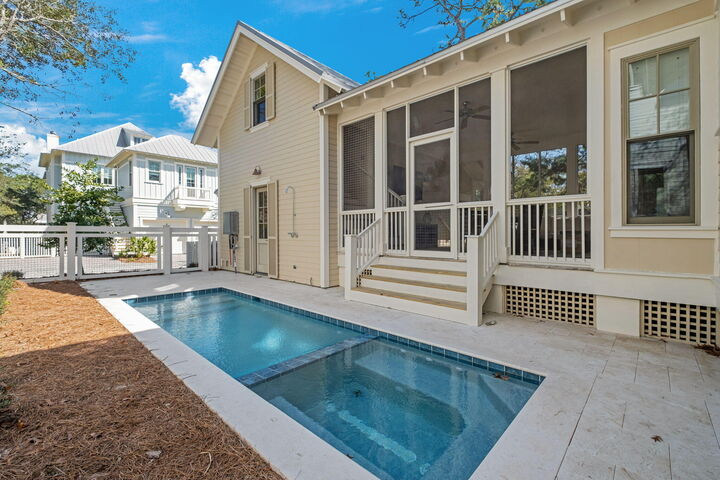Property Photo: 93 Needlerush Drive FL 32459