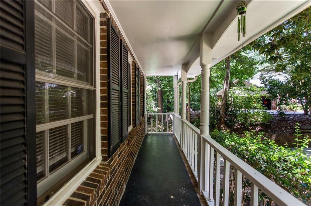 Property Photo:  745 Queen Ann Court  GA 30083 