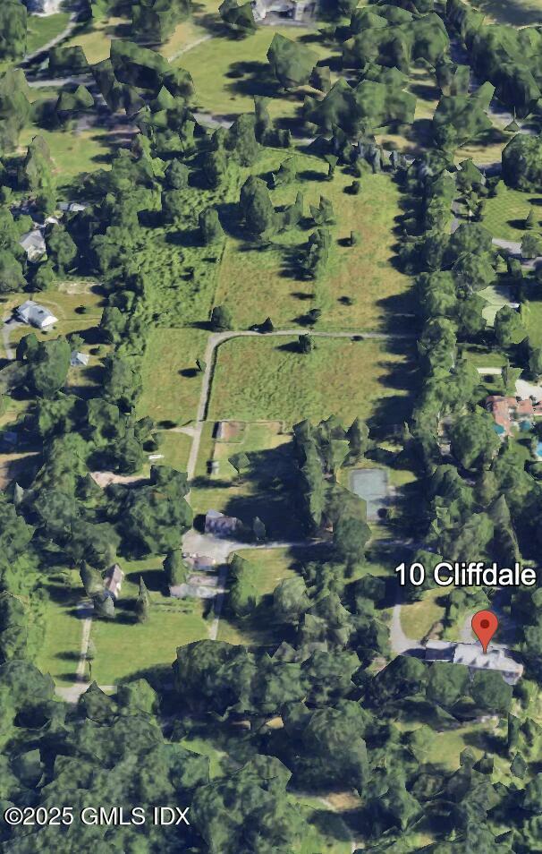 Property Photo:  10 Cliffdale Road  CT 06831 