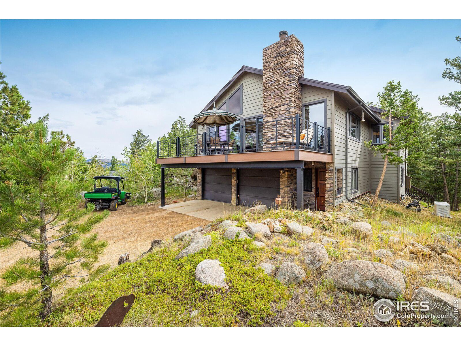Property Photo: 302 Deer Trail Cir CO 80302