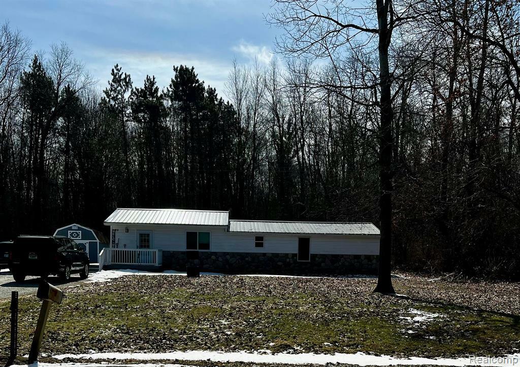 89 W Burnside Road  Fostoria MI 48435 9644 photo