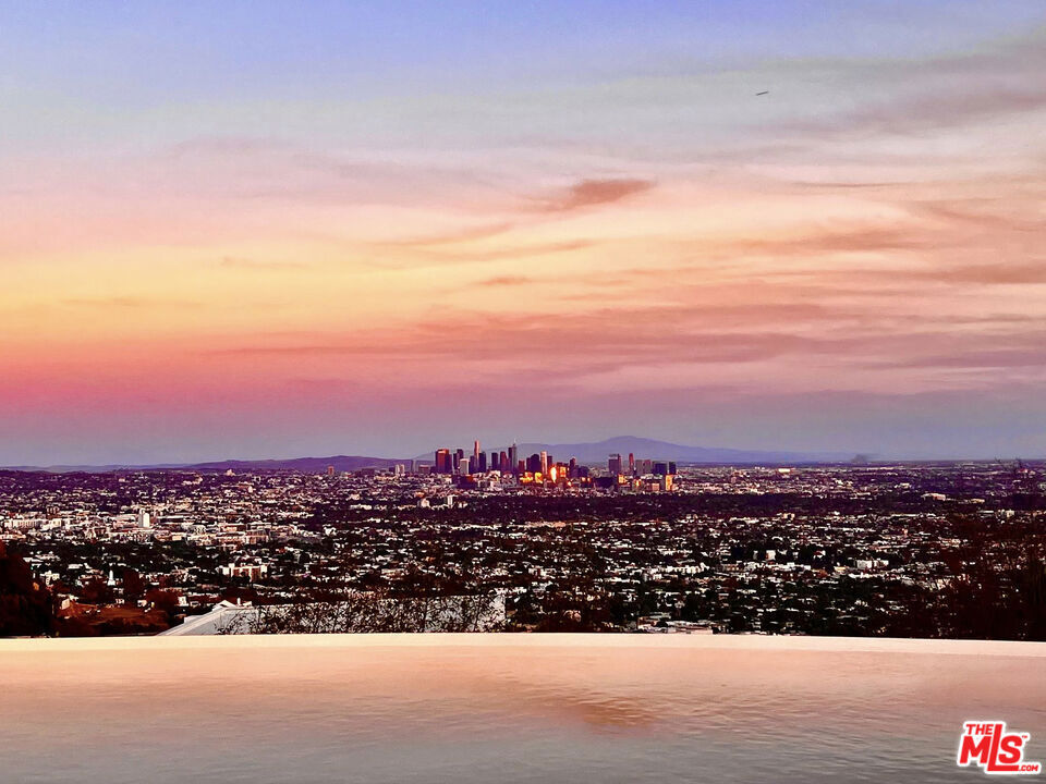 Property Photo:  1456 Blue Jay Way  CA 90069 