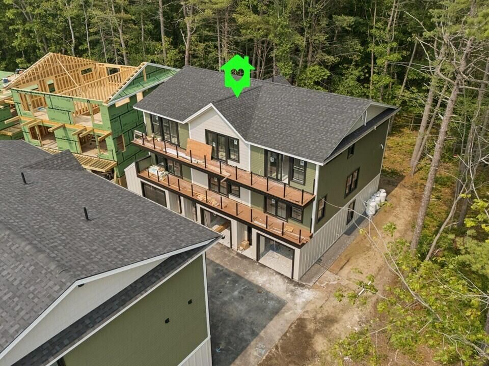 Property Photo:  16 Salt Point Drive 20  ME 04064 