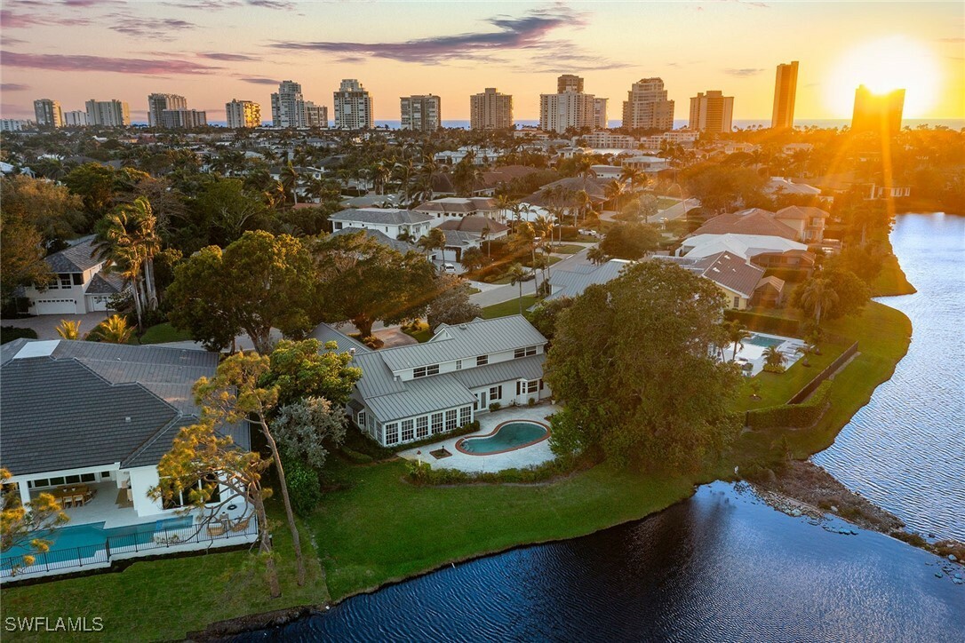 517 Devils Lane  Naples FL 34103 photo