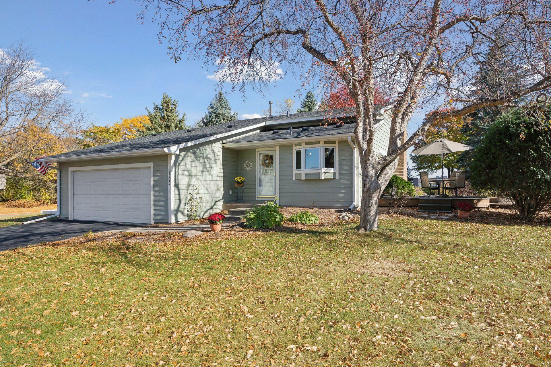 Property Photo:  2890 Weston Lane N  MN 55447 