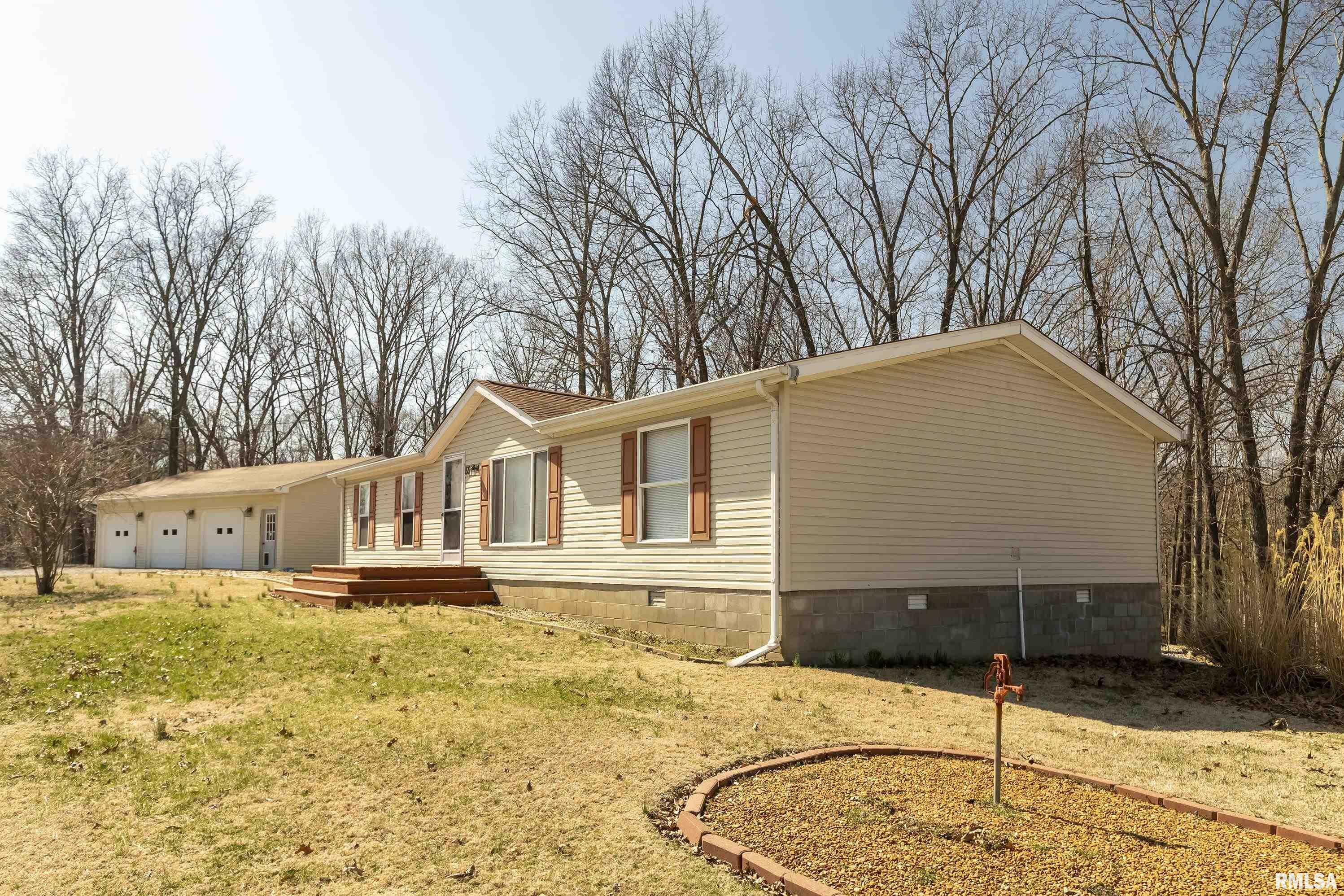 Property Photo:  5543 Saraville Road  IL 62922 