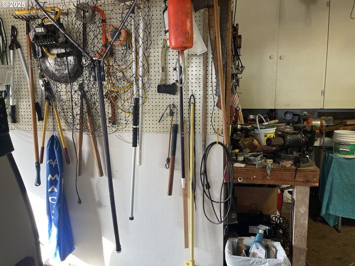 98611 Camellia Dr  Brookings OR 97415 photo