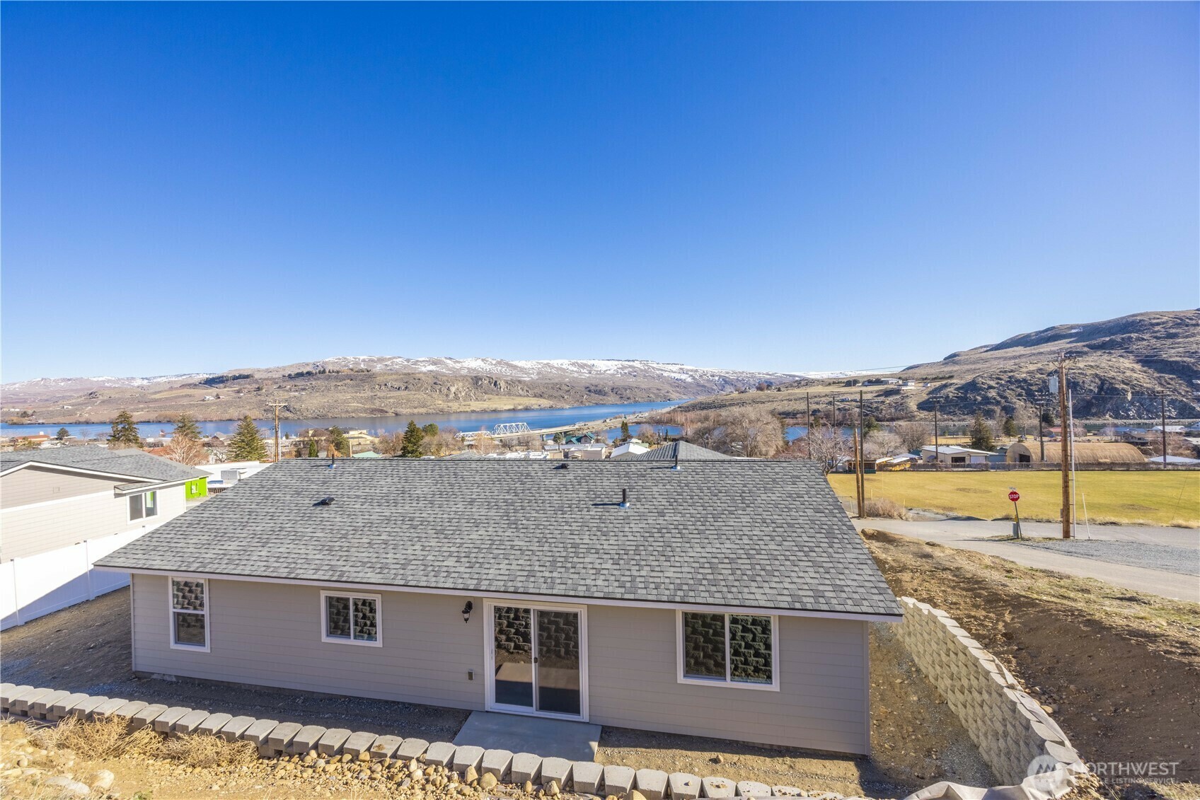 Property Photo: 358 Ives Street WA 98846