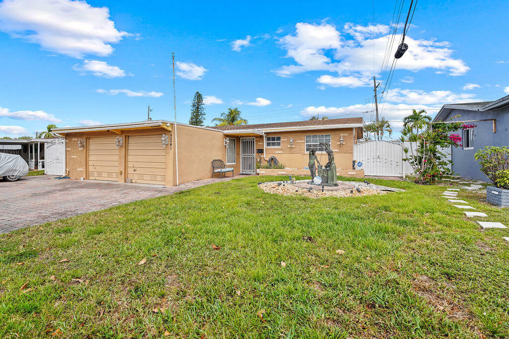 Property Photo: 7241 La Croix Drive FL 33024