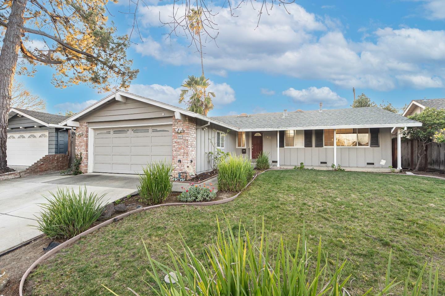 867 Mangrove Avenue  Sunnyvale CA 94086 photo