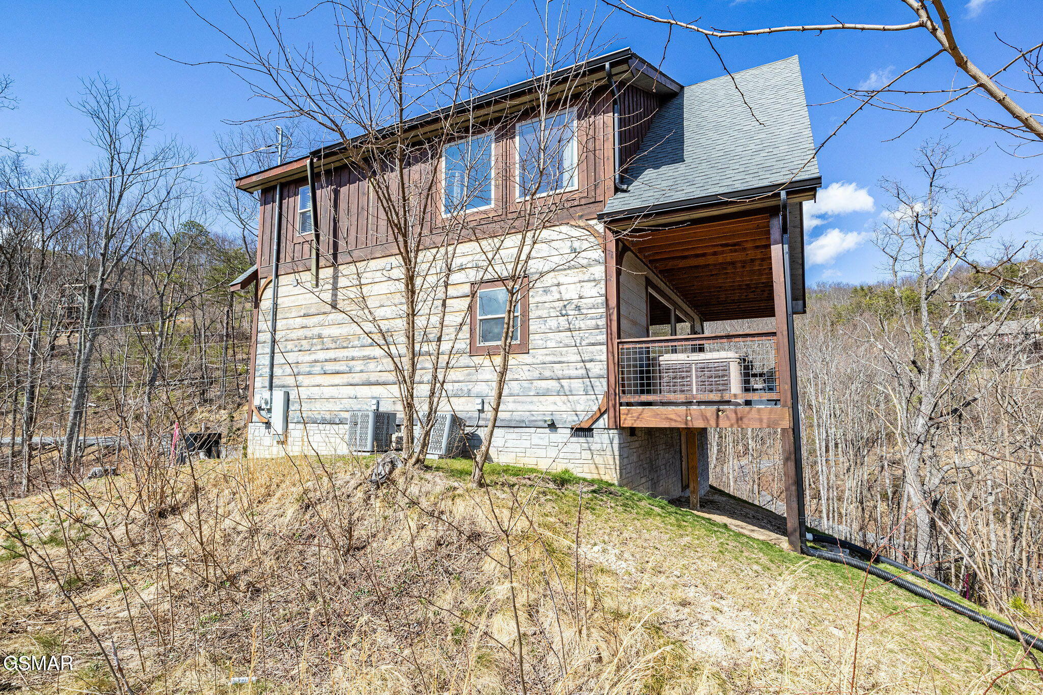 Property Photo: 719 Upper Windsor Way TN 37738