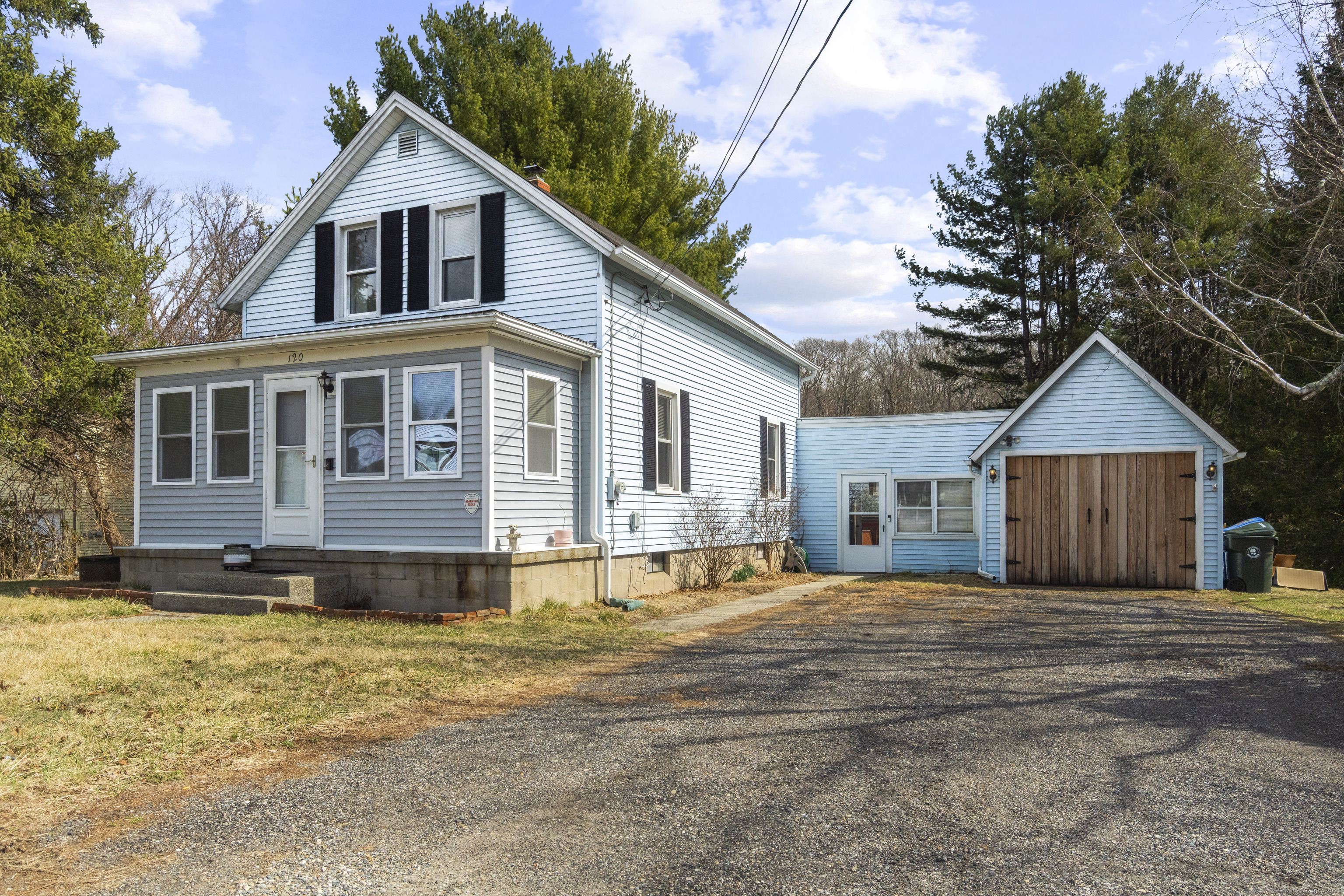 Property Photo: 120 Taftville Occum Road CT 06360