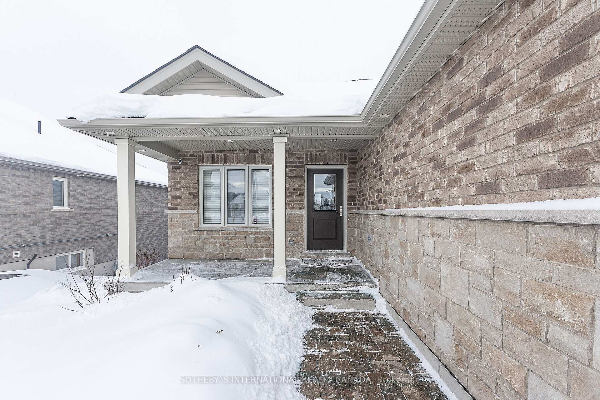 Property Photo:  154 Bridge Cres  ON N0G 2P0 