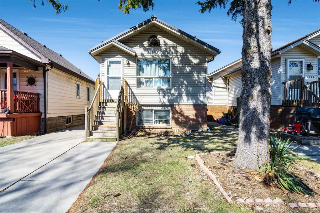 Property Photo:  1462 Pelletier Street  ON N9B 1S1 