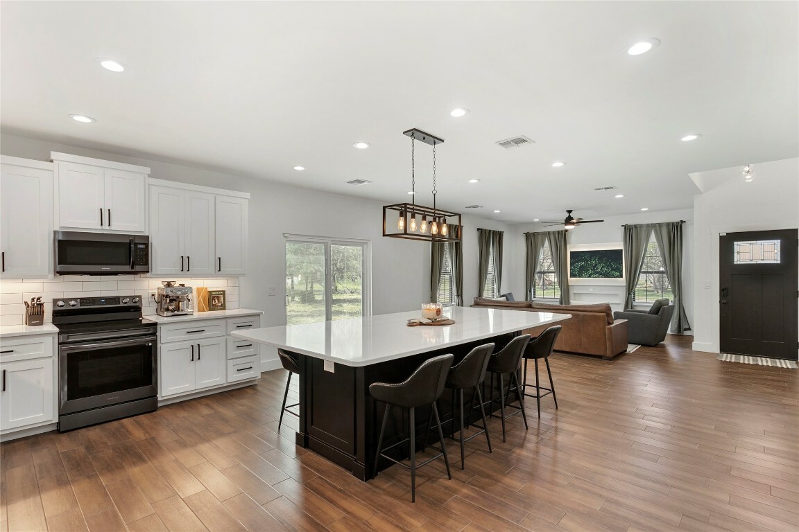 839 Cypress Lane  Cottonwood Shores TX 78657 photo
