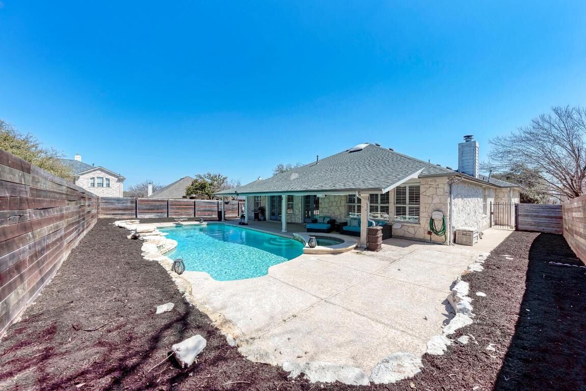 Property Photo: 1000 Rutgers Drive TX 78660