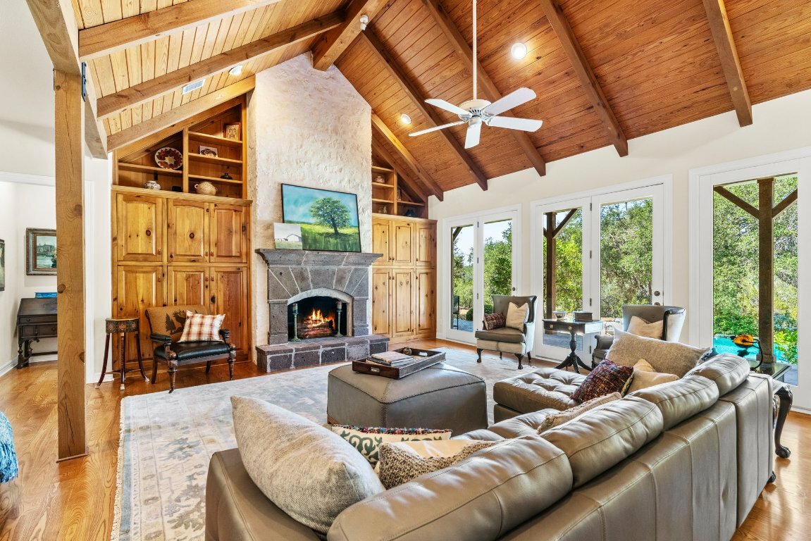 Property Photo: 500 Panther Creek Road TX 78619