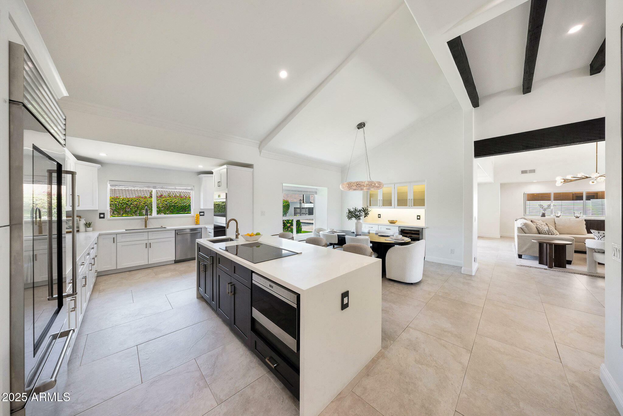 Property Photo: 9675 E Cinnabar Avenue AZ 85258