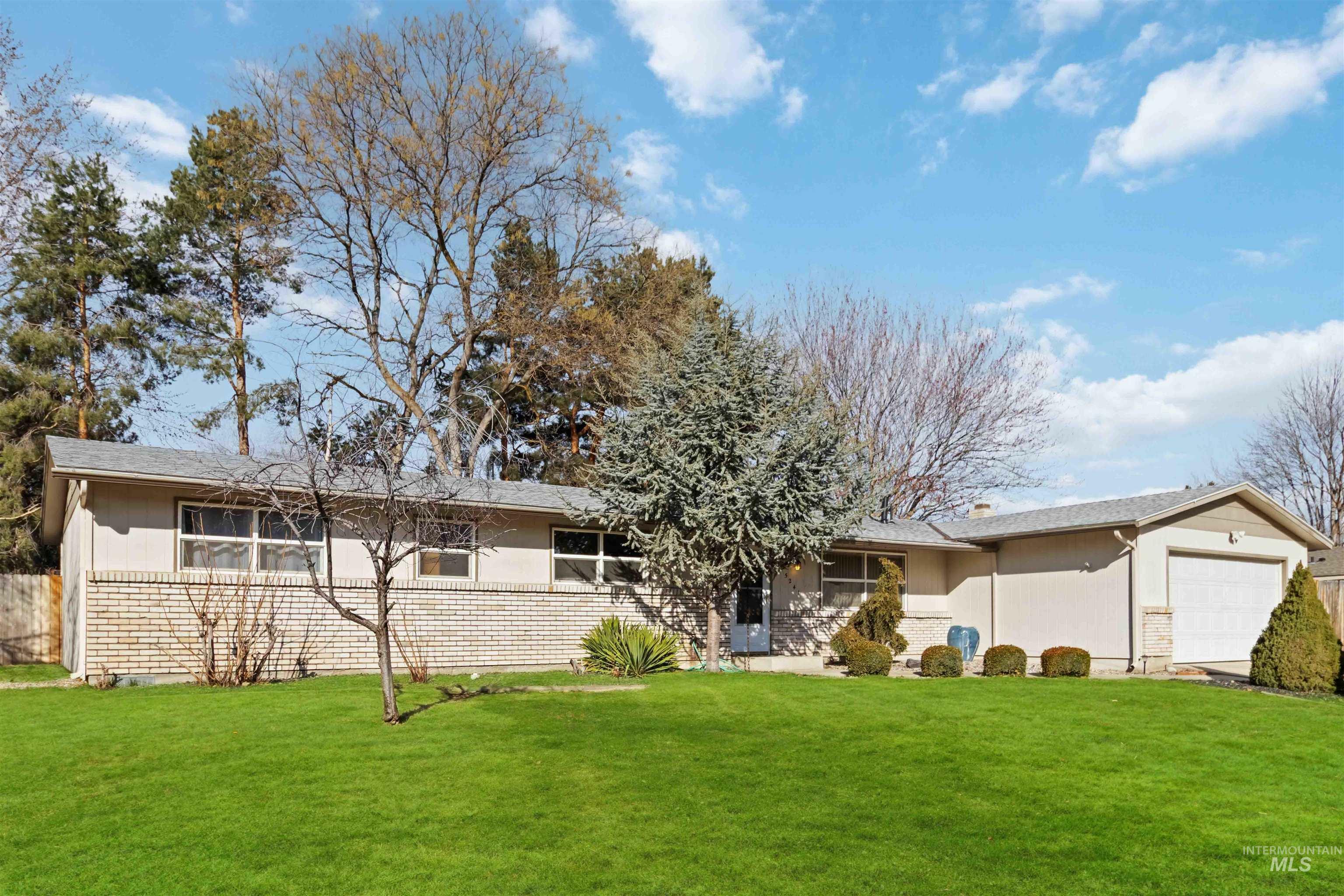 Property Photo:  5241 N Warrington  ID 83704 