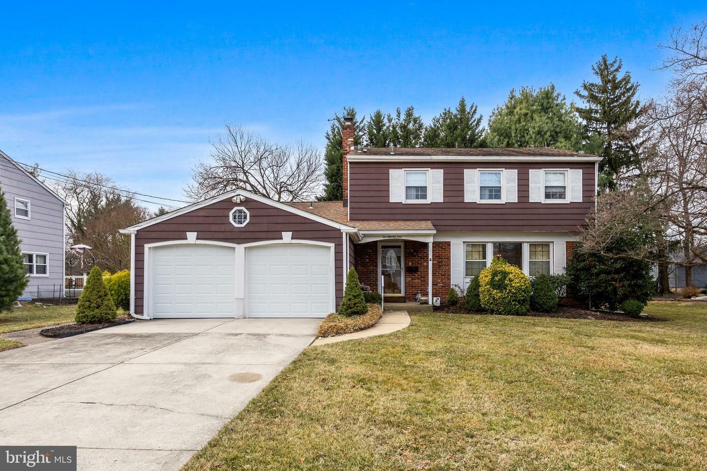 10 Silvertop Lane  Cherry Hill NJ 08002 photo