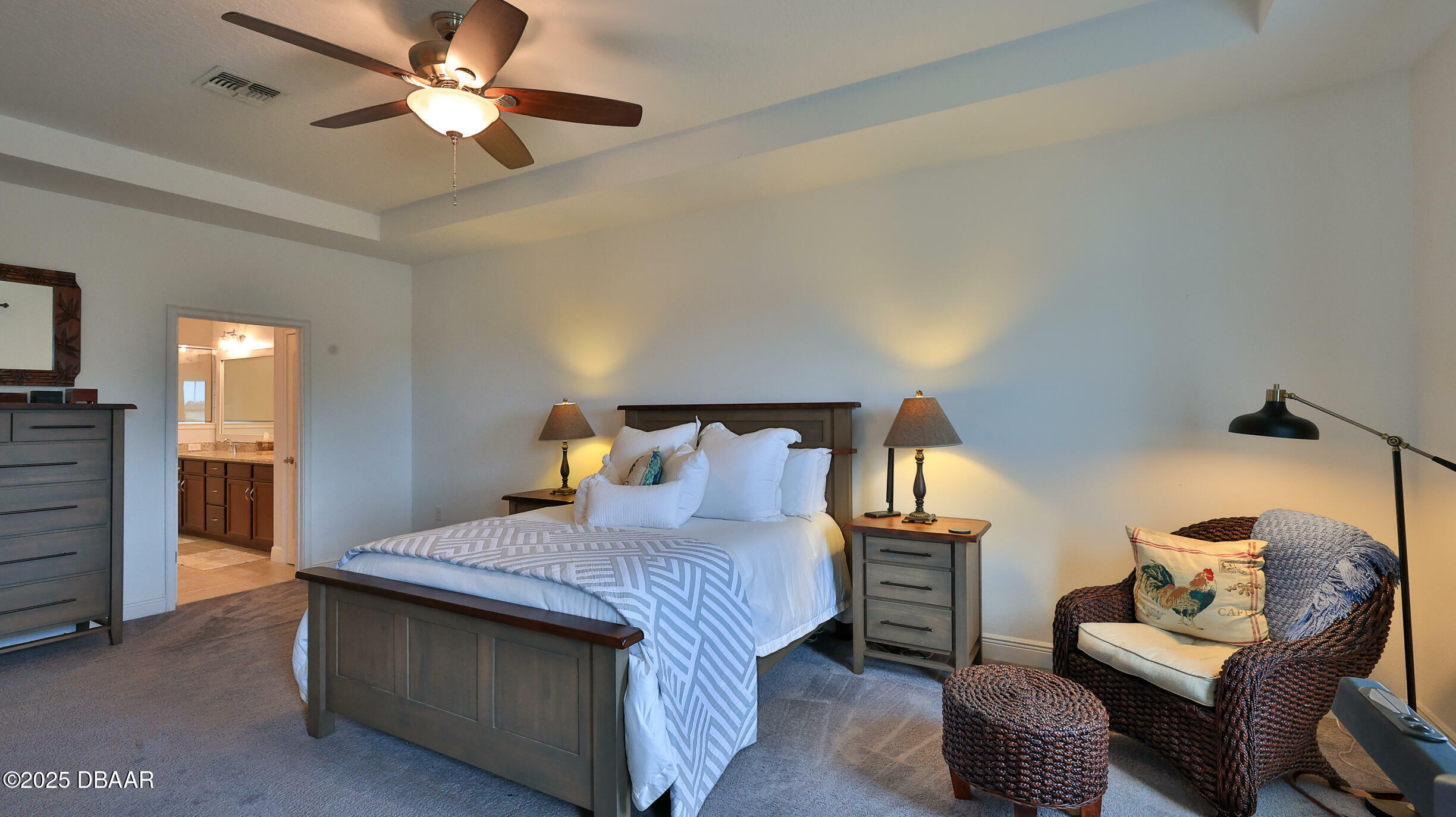 Property Photo: 5429 Hutchinson Street FL 32128
