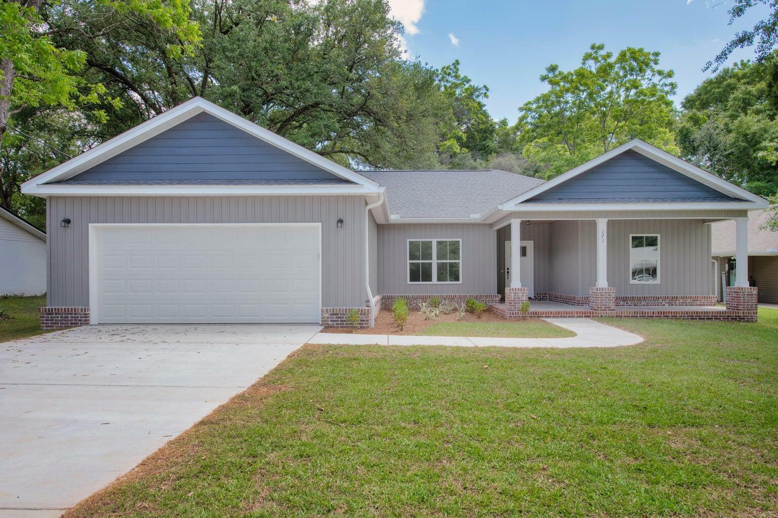 Property Photo:  6615 Spyglass Hill Road  FL 32567 