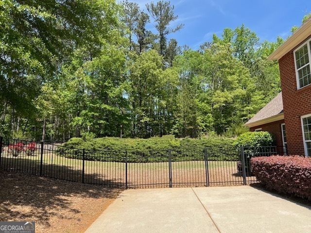 Property Photo: 1209 Persimmon Way GA 30252