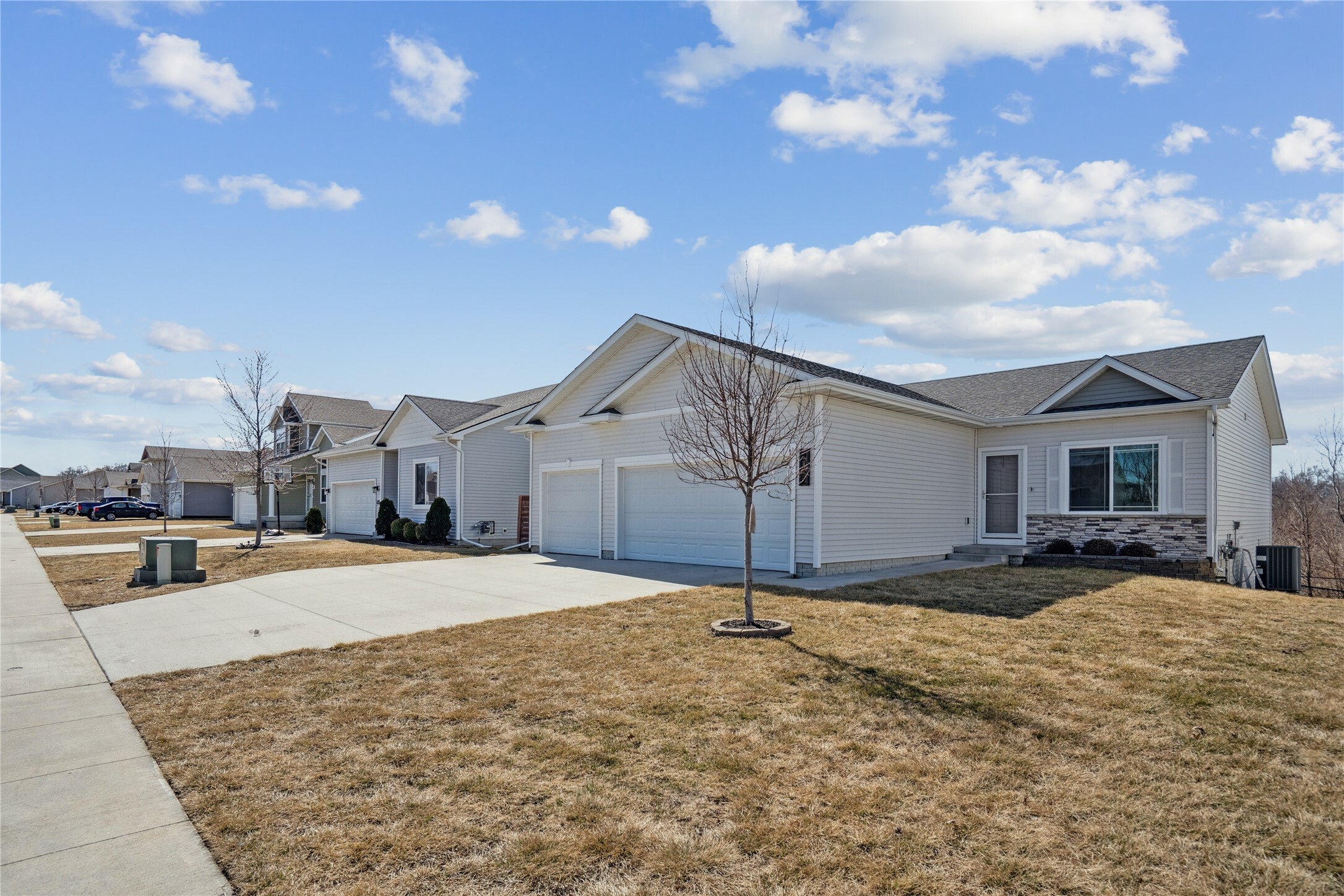 Property Photo:  4352 E 48th Street  IA 50317 