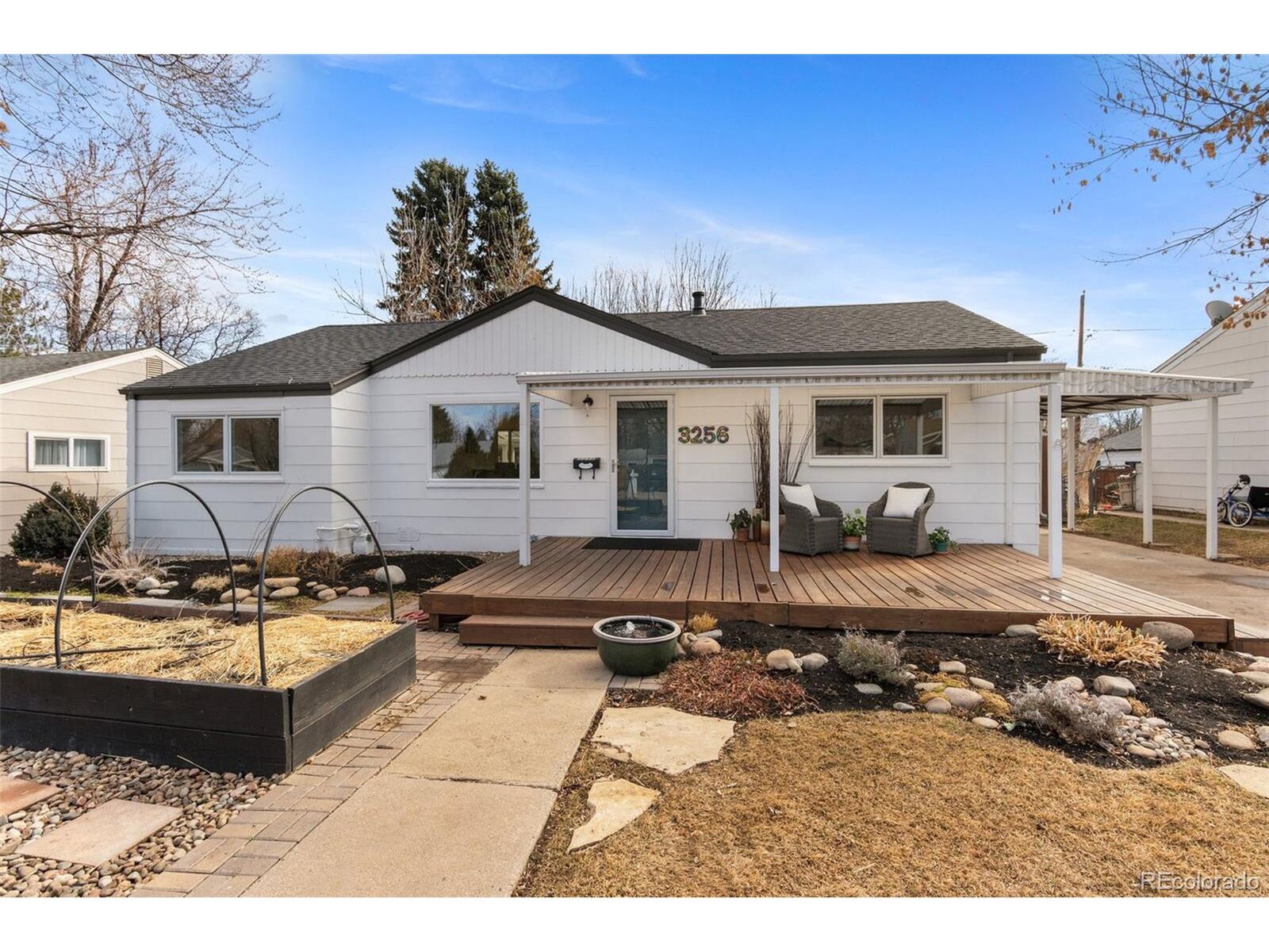 Property Photo:  3256 S Glencoe St  CO 80222 