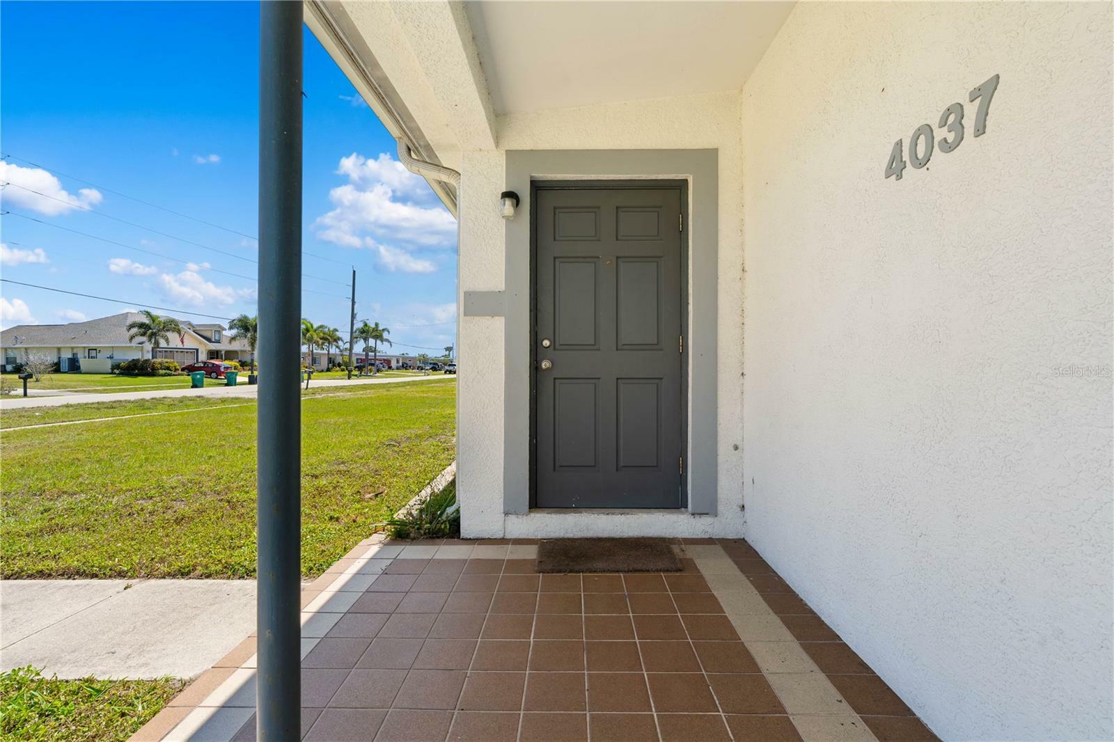 Property Photo:  4037 Gardner Drive  FL 33952 