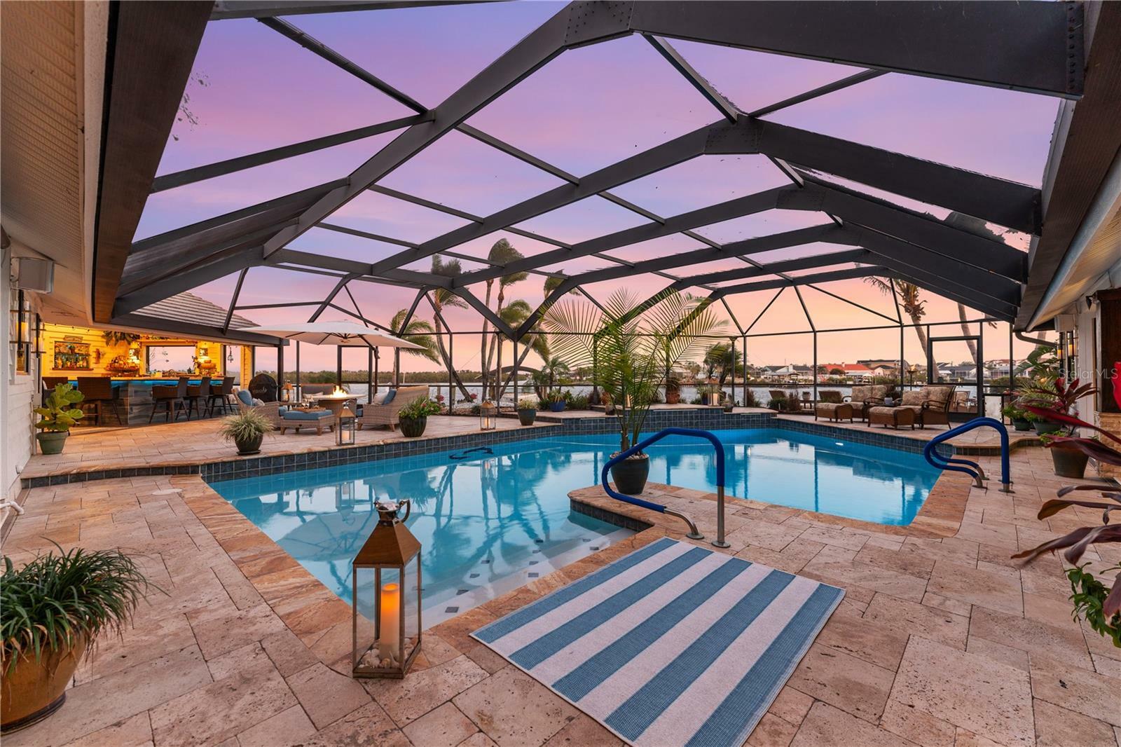 Property Photo: 6605 Seabird Way FL 33572