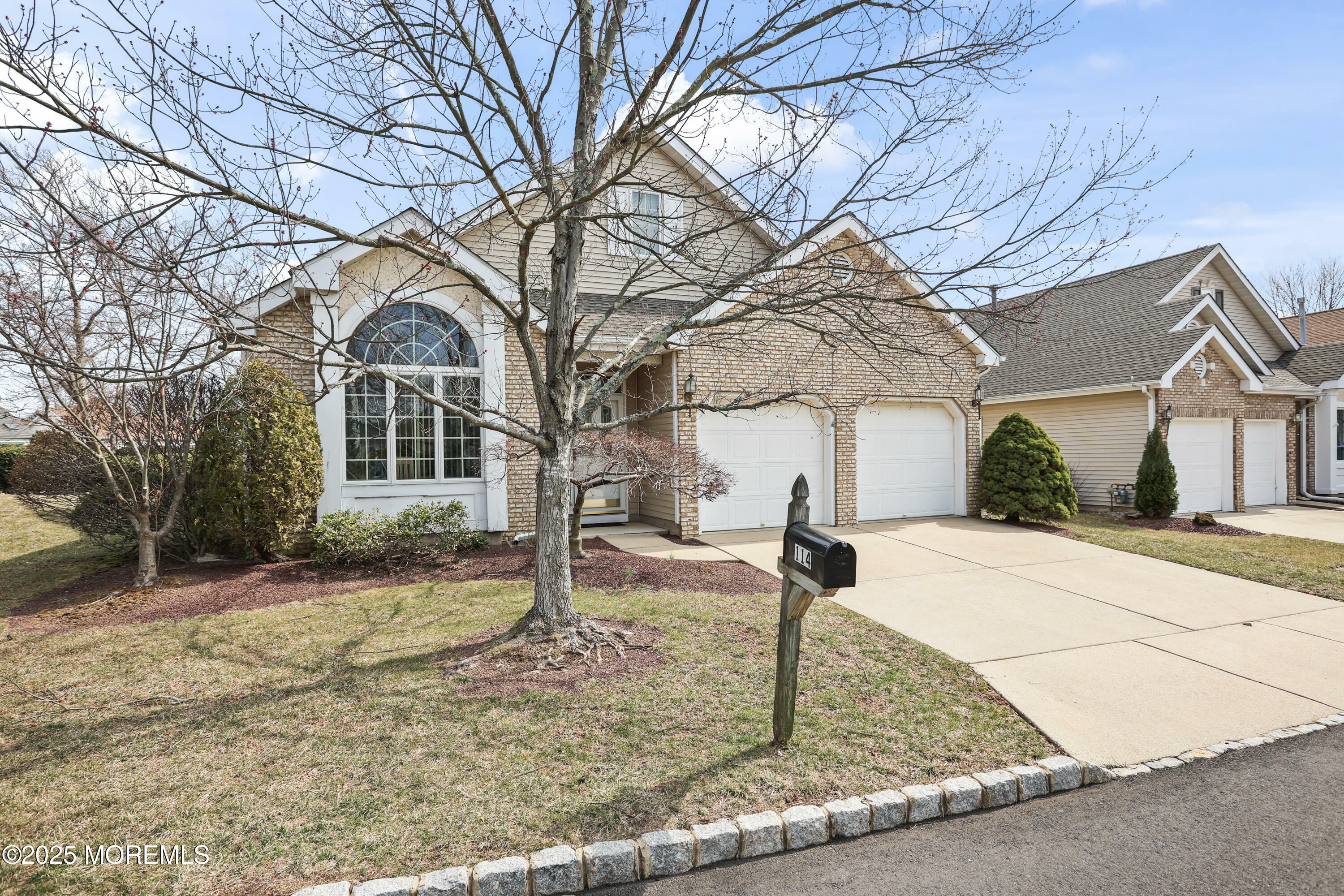 114 Leeds Lane  Monroe NJ 08831 photo
