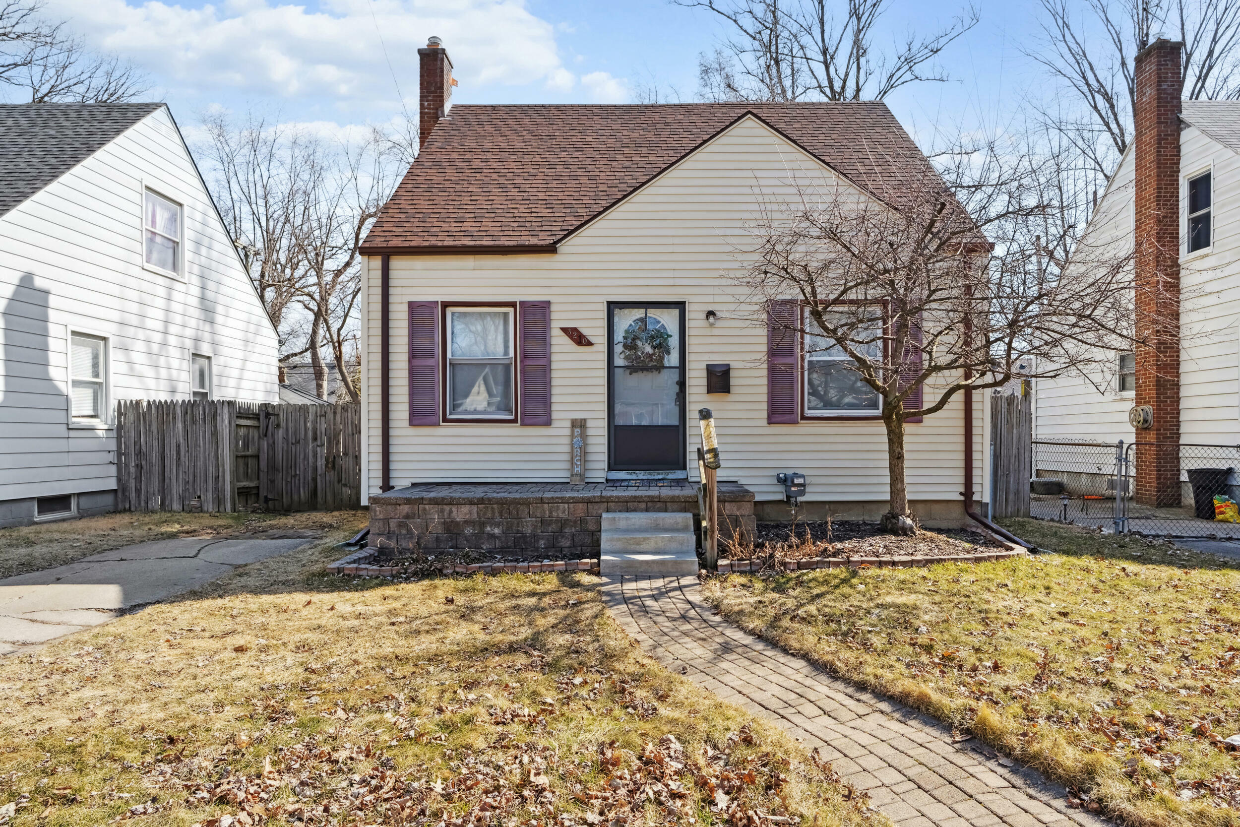 Property Photo:  3210 Kenwood Street  MI 48220 