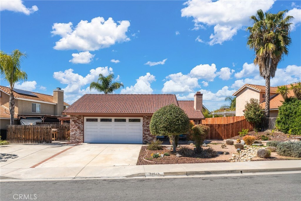 39543 Seven Oaks Drive  Murrieta CA 92562 photo