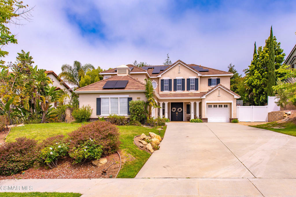 Property Photo: 4339 Via Entrada CA 91320