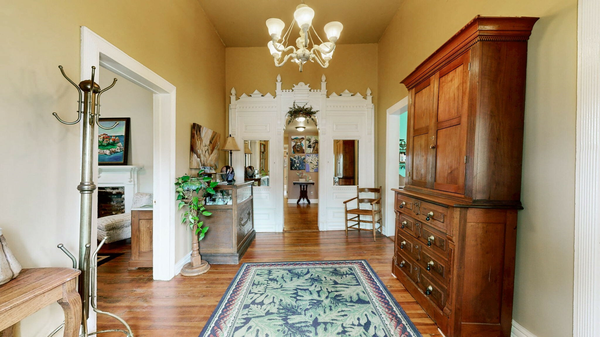 Property Photo: 709 Belmont Ave TN 37160