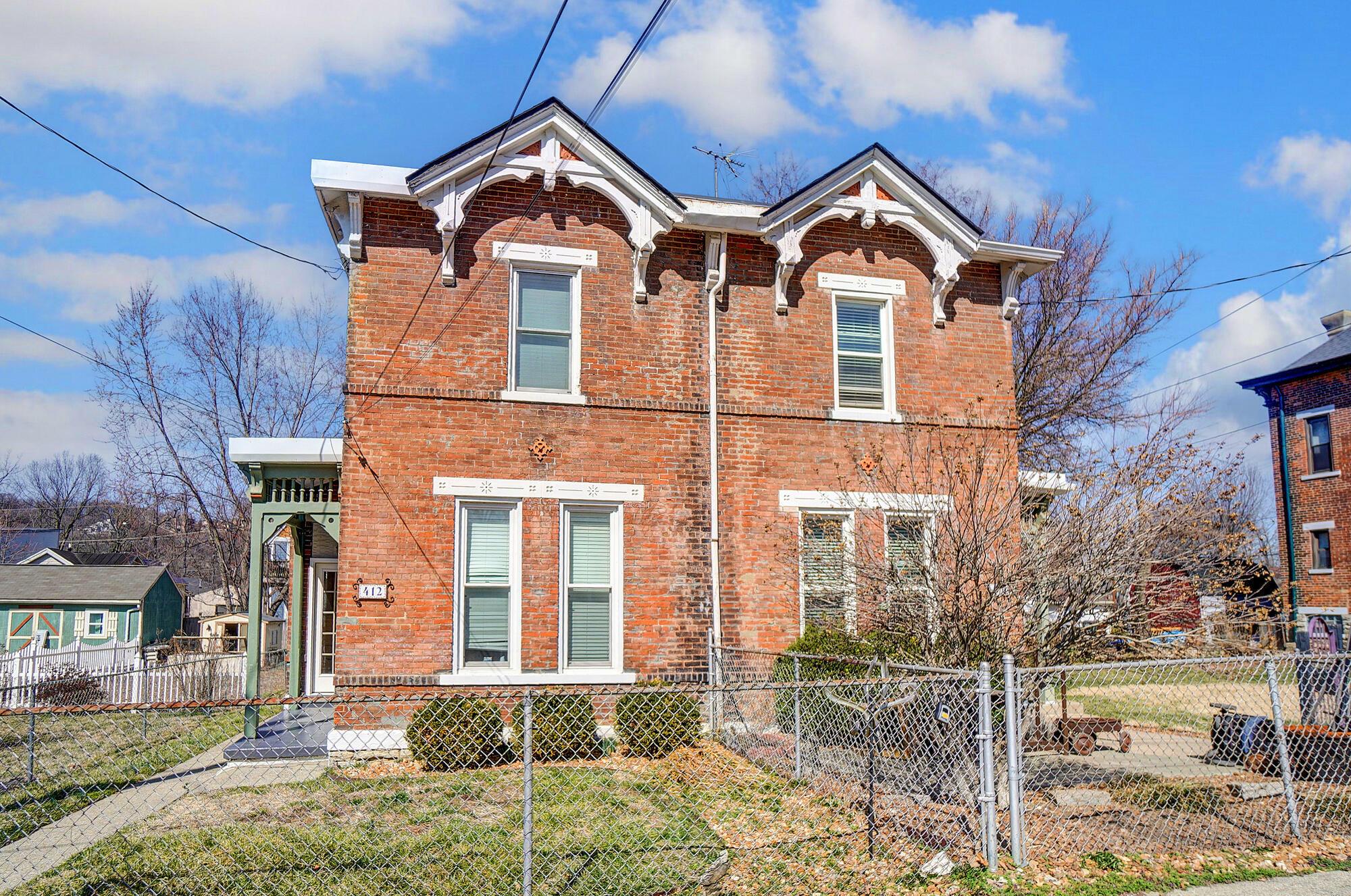 Property Photo:  410-412 Somerset Street  KY 41016 