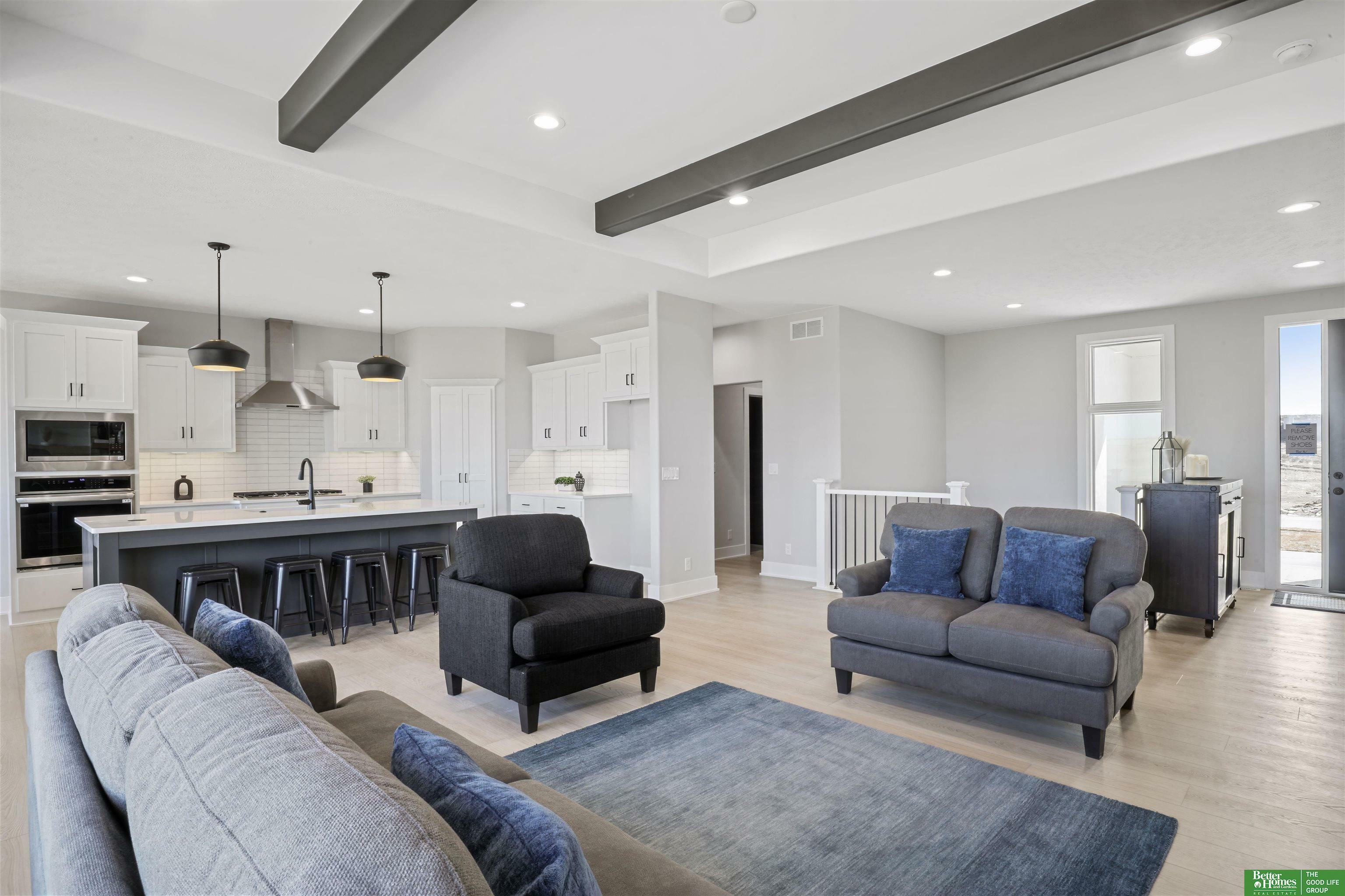 Property Photo: 5432 N 213th Avenue NE 68022