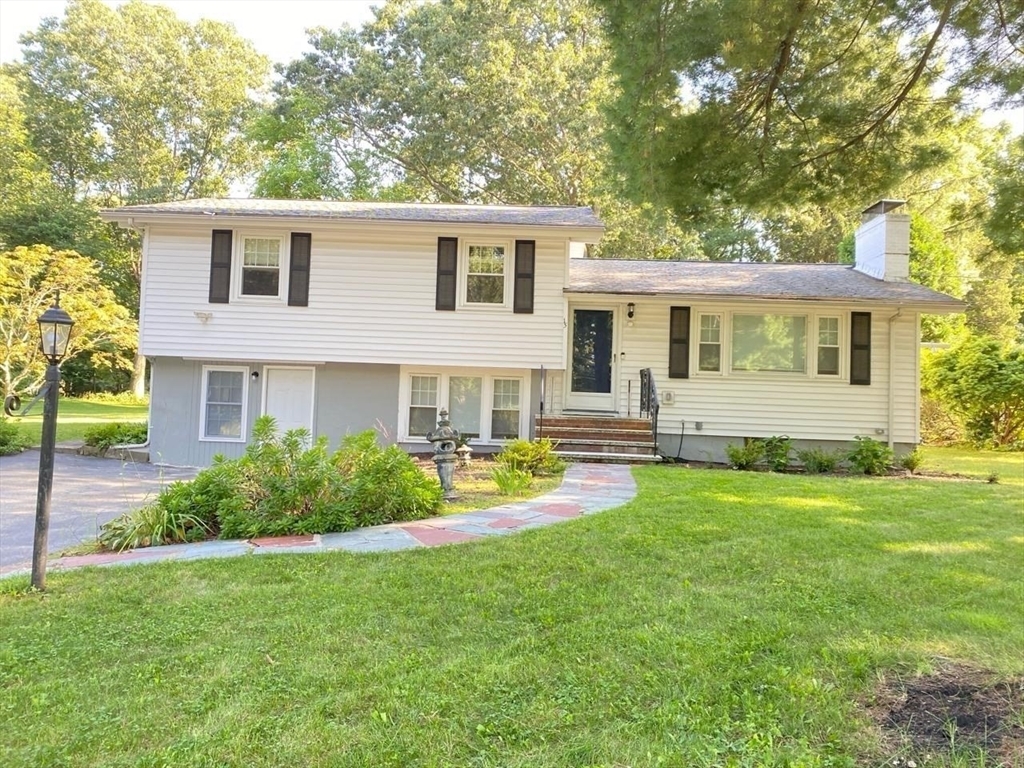 15 Winchester Dr -  Lexington MA 02420 photo