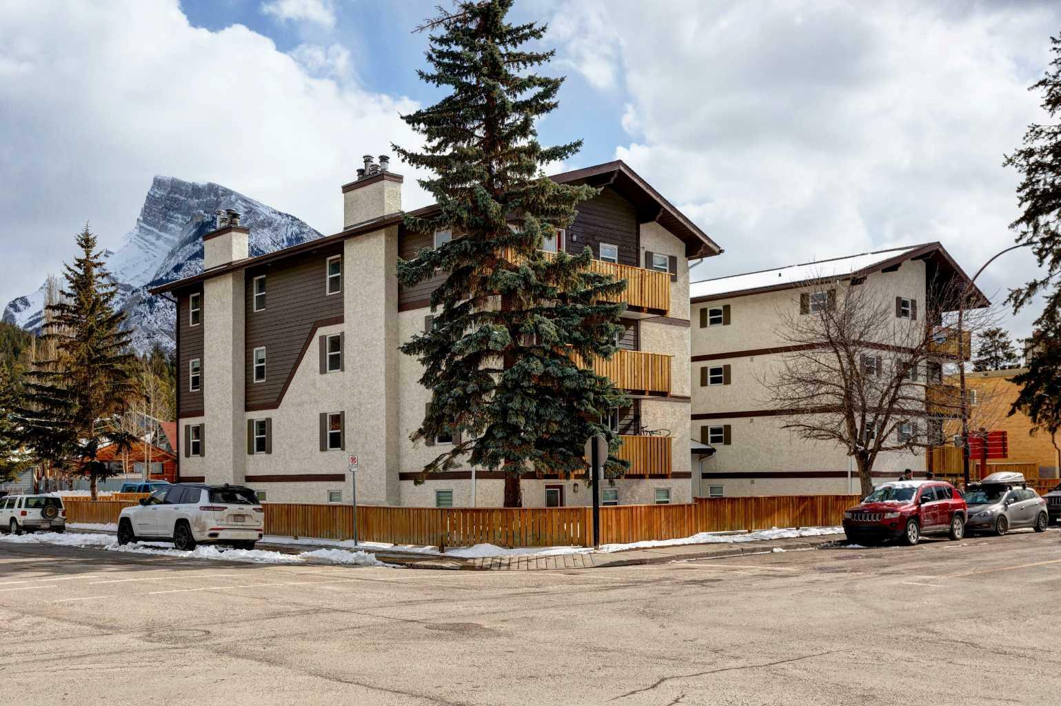 136 Beaver Street 405  Banff AB T1L 1A1 photo
