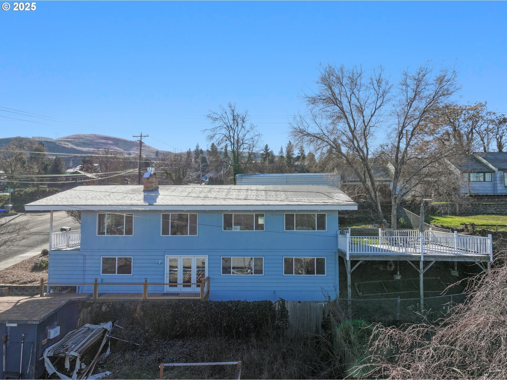 Property Photo:  1509 Quinton St  OR 97058 