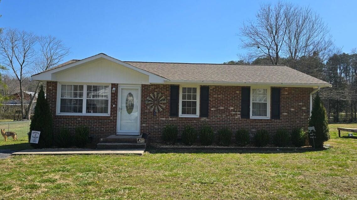Property Photo: 176 Valley View Drive TN 37327