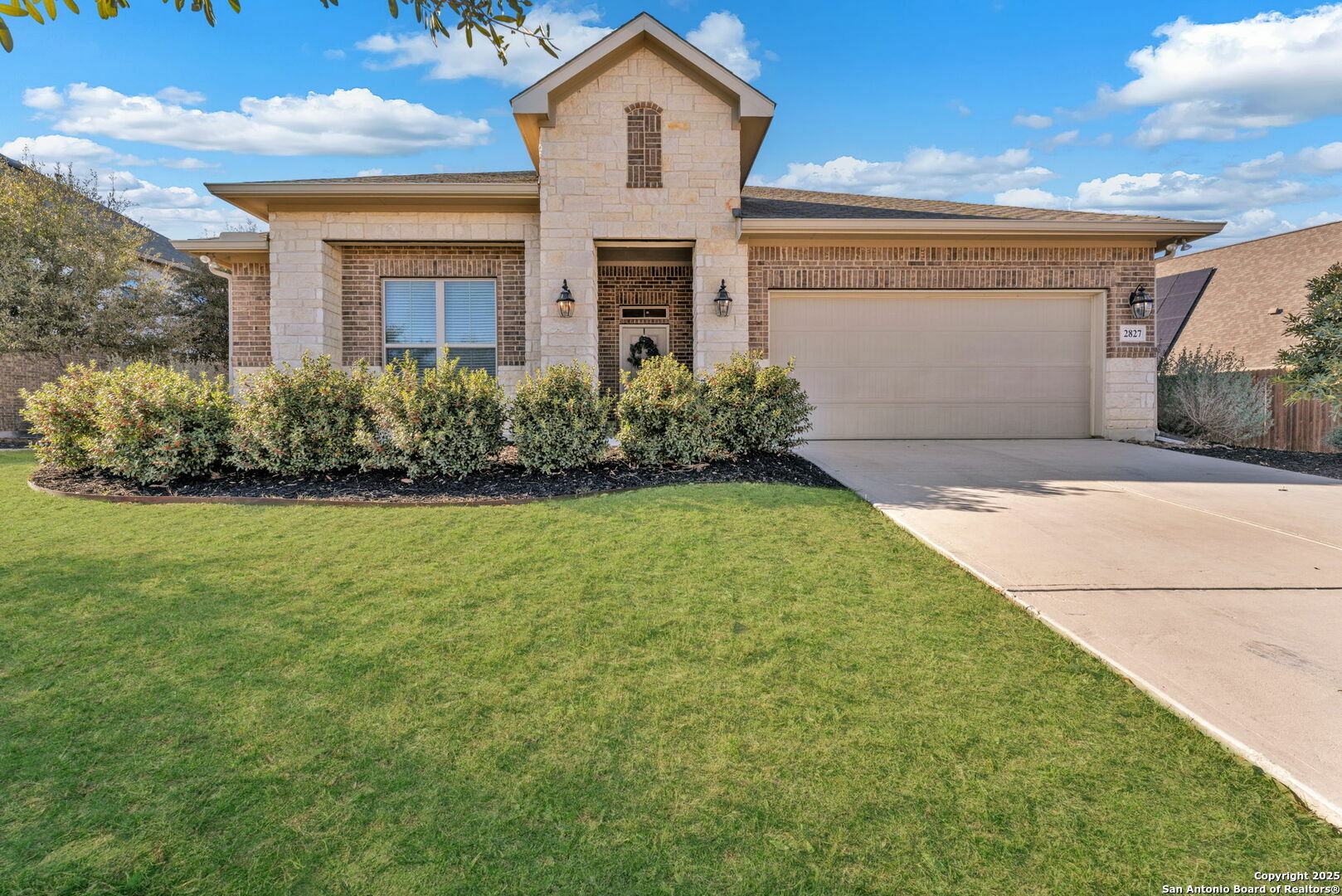 2827 Sueno  San Antonio TX 78245 photo