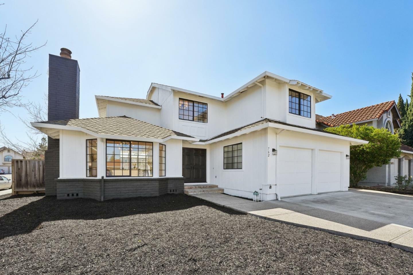 Property Photo: 762 Carlisle Way CA 94087