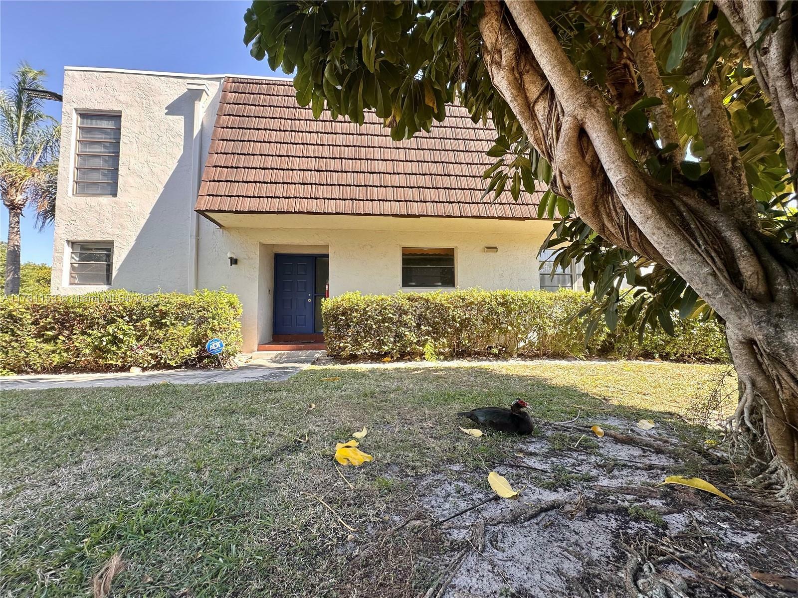 Property Photo:  1501 NW 90th Way 1501  FL 33024 