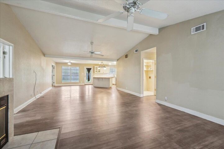 Property Photo:  9 Circle P  TX 77630 