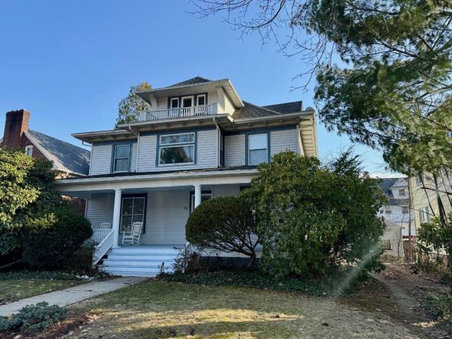 Property Photo: 12 Crescent Park PA 16365