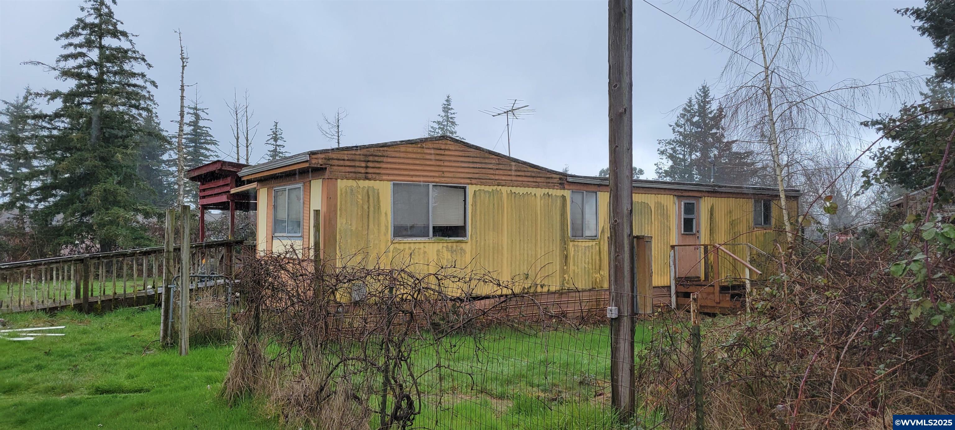 Property Photo:  10323  Mill Creek Rd SE  OR 97325 